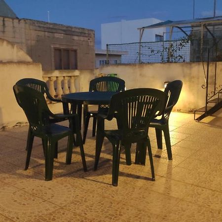 South Village Townhouse Zabbar Bagian luar foto